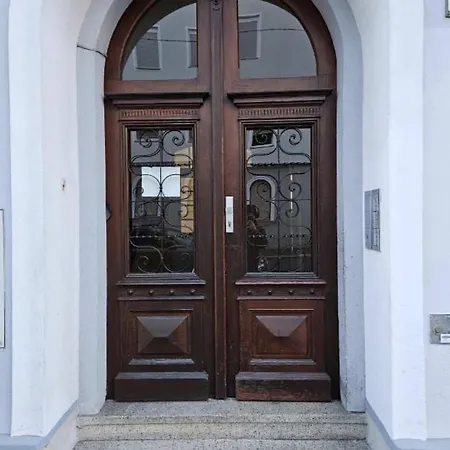 Fffina - Family & Friends - Parking Included Грац