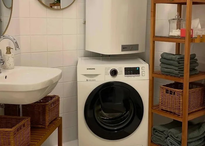 Fffina - Family & Friends - Parking Included * Graz